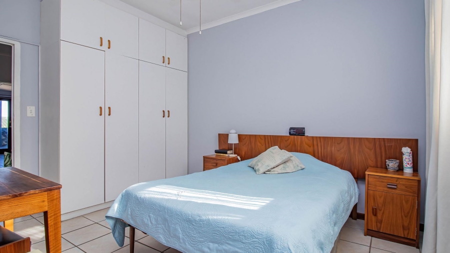 4 Bedroom Property for Sale in De Kelders Western Cape